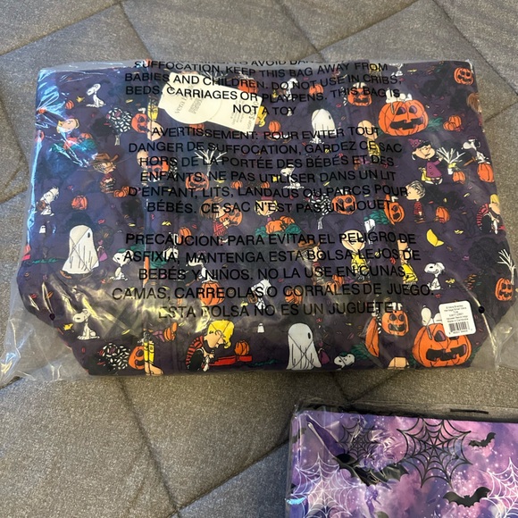 Vera Bradley Snoopy Halloween Peanuts Bundle - Picture 2 of 11